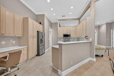 77 NW 108th Way, Plantation FL - photo 18 of 42
