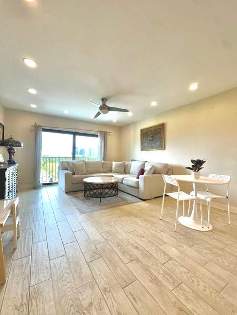 1000 River Reach Drive #516, Fort Lauderdale FL - photo 7 of 33