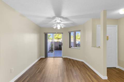 7396 Granville Drive #104, Tamarac FL - photo 8 of 32