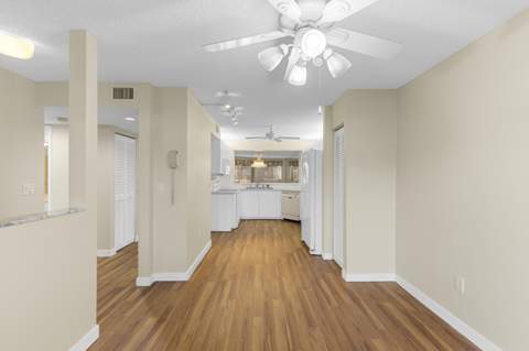 7396 Granville Drive #104, Tamarac FL - photo 10 of 32