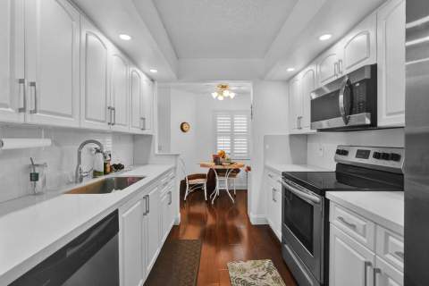 12750 SW 15th Street, Pembroke Pines FL - photo 11 of 29