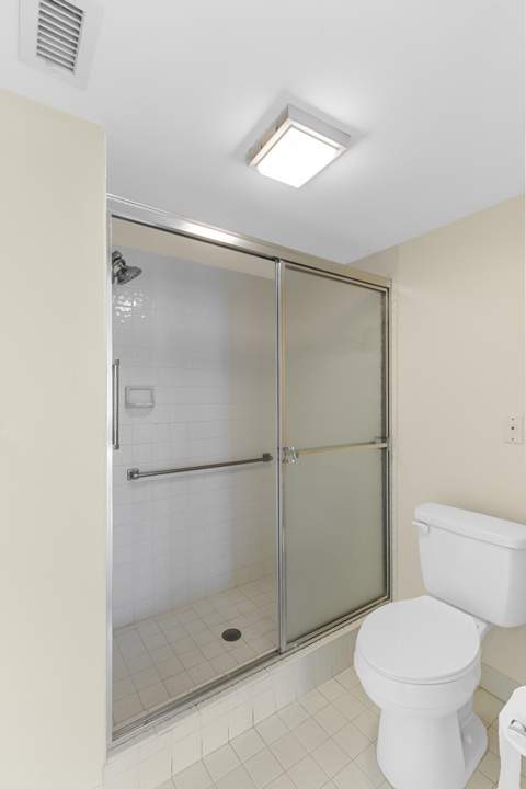 7396 Granville Drive #104, Tamarac FL - photo 21 of 32