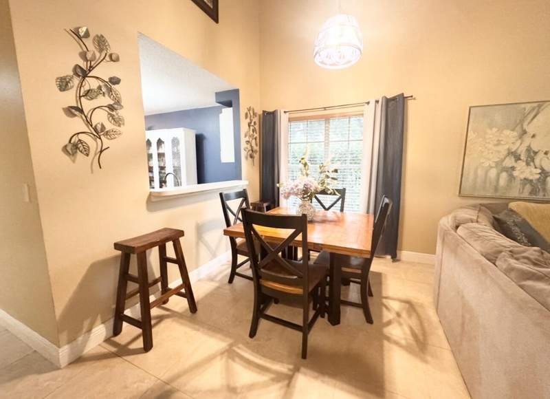 3 bedroom Townhouse at 949 Honeytree Lane #A, Emerald Forest Of Wellington, Wellington — photo 5
