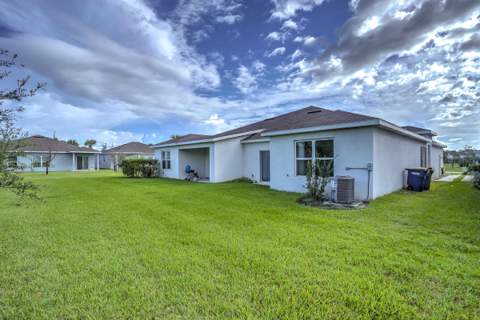 337 Raspberry Road, Fort Pierce FL - photo 22 of 34
