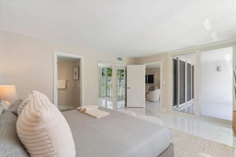2200 NE 33rd Avenue #2J, Fort Lauderdale FL - photo 14 of 29
