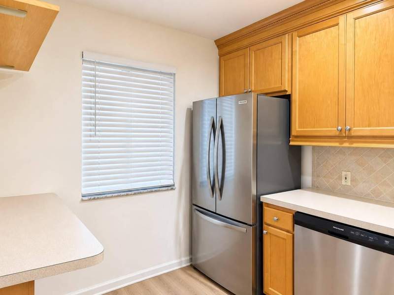 2 bedroom Condominium at 4242 Deste Court #201, Fountains Of Palm Beach Condo 5, Lake Worth — photo 4