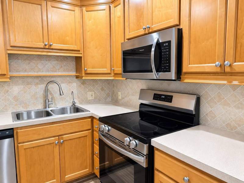 2 bedroom Condominium at 4242 Deste Court #201, Fountains Of Palm Beach Condo 5, Lake Worth — photo 3