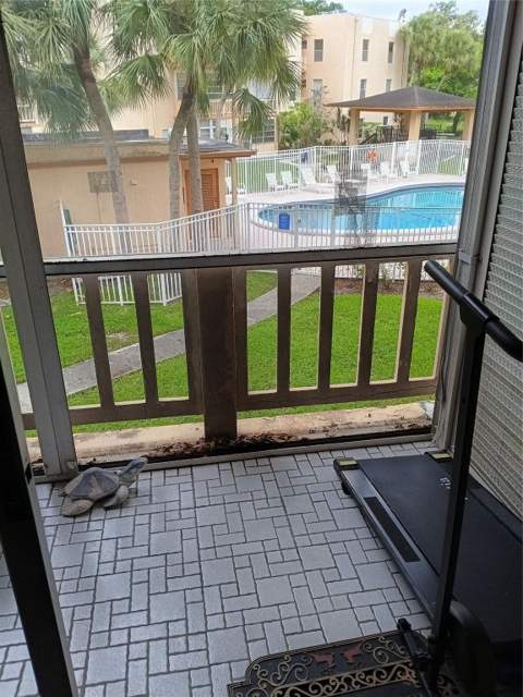 8390 Lagos De Campo Boulevard #206, Tamarac FL - photo 6 of 9