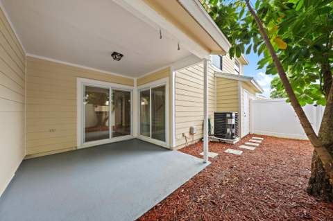 502 Lakewood Drive #10B, Jupiter FL - photo 24 of 25