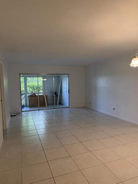 542 Franconia Circle, Lake Worth FL - photo 6 of 18