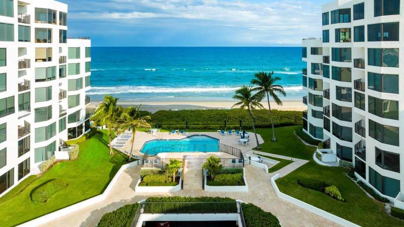 2 bedroom Condominium at 2565 S Ocean Boulevard #205-N, Townhouses Of Highland Beach Condo, Highland Beach — photo 2