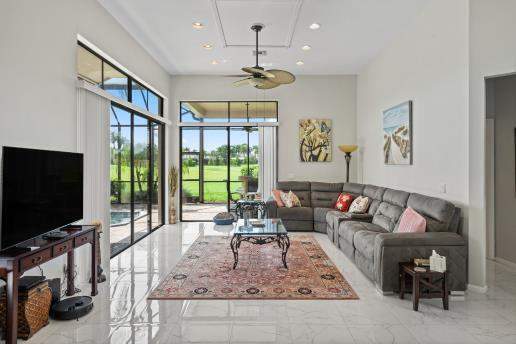 3 bedroom Single Family Residence at 4465 Barclay Fair Way, Wycliffe Par B, Lake Worth — photo 5