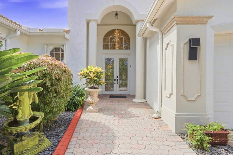 3 bedroom Single Family Residence at 6812 Molakai Circle, Valencia Isles 1, Boynton Beach — photo 3