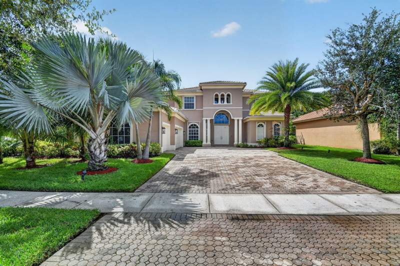 5 bedroom Single Family Residence at 6039 Walnut Hill Drive, Osprey, Lake Worth — photo 2