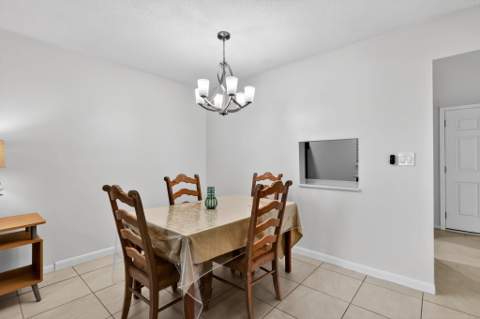 2615 NE 1st Court #201, Boynton Beach FL - photo 9 of 35