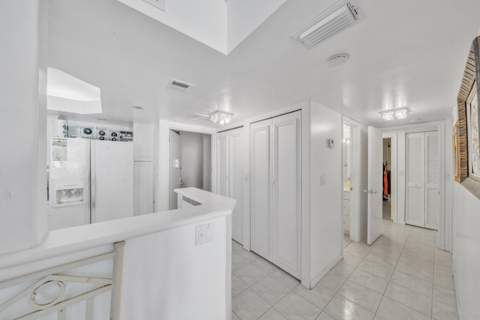 1149 Hillsboro Mile #307, Hillsboro Beach FL - photo 21 of 49