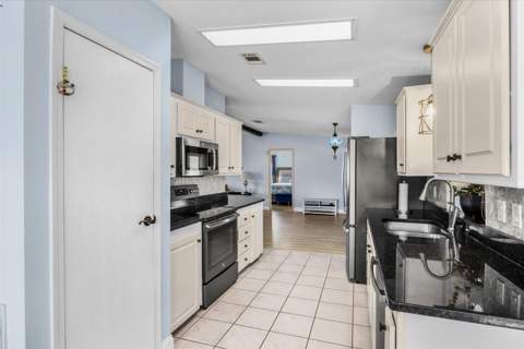 3052 Five Iron Drive, Port St. Lucie FL - photo 10 of 53