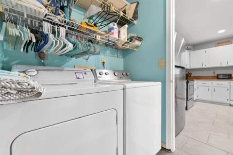 3474 NE Sandra Drive, Jensen Beach FL - photo 24 of 37