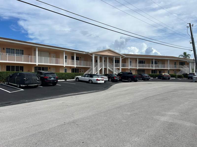 2 bedroom Stock Cooperative at 701 SE 7th Avenue #3, Cypress Lake East 3 Co-Op, Pompano Beach — photo 2