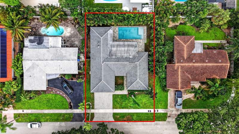 3 bedroom Single Family Residence at 2141 NE 62nd Court, Imperial Point 2 Sec, Fort Lauderdale — photo 3