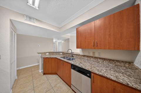 150 SW Peacock Boulevard #26-102, Port St. Lucie FL - photo 12 of 31