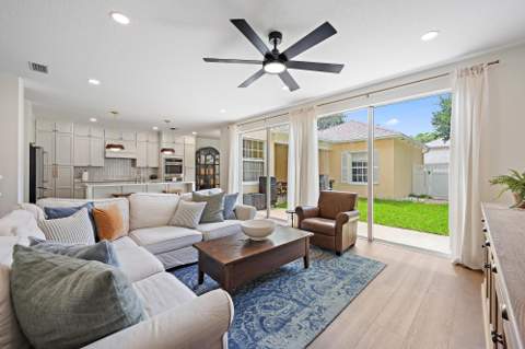126 Peabody Drive, Jupiter FL - photo 10 of 43