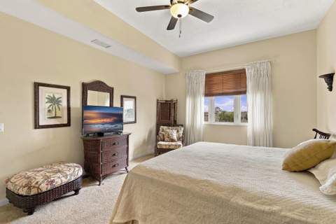 24 Harbour Isle Drive #204, Fort Pierce FL - photo 16 of 35