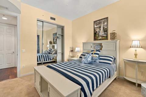 24 Harbour Isle Drive #204, Fort Pierce FL - photo 21 of 35