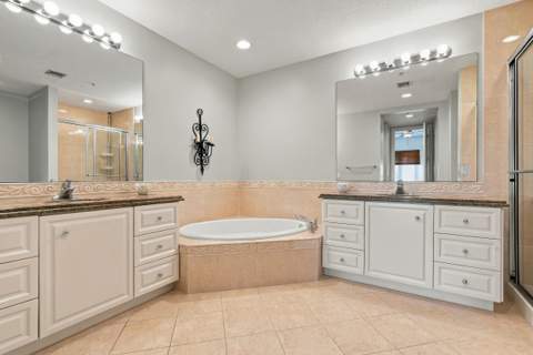 24 Harbour Isle Drive #204, Fort Pierce FL - photo 17 of 35