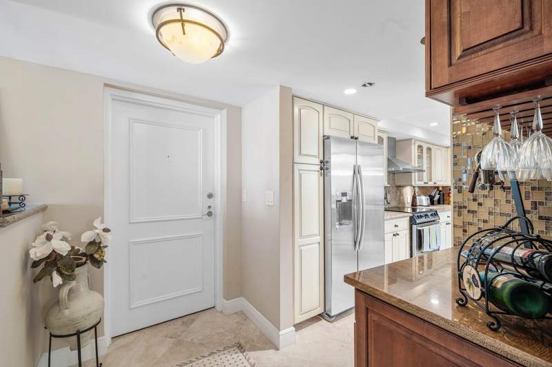 2 bedroom Condominium at 6885 N Ocean Boulevard #1040, Inlet Plaza Condo, Ocean Ridge — photo 3