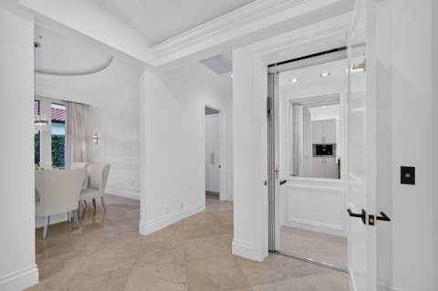 213 Via Palacio, Palm Beach Gardens FL - photo 10 of 115