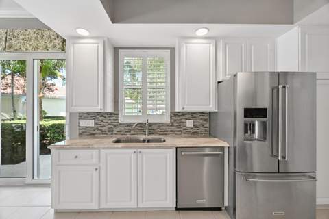 9400 SW Wedgewood Lane, Stuart FL - photo 6 of 25
