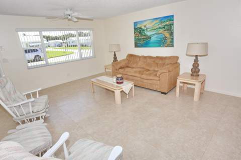 1015 SW 16th Street, Boynton Beach FL - photo 8 of 42