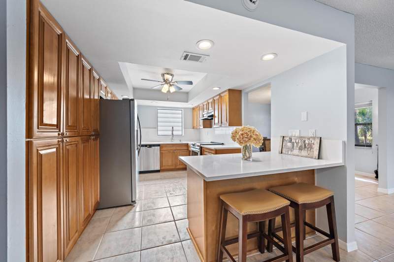 3 bedroom Townhouse at 148 Weybridge Circle #C, Weybridge Townhomes, Royal Palm Beach — photo 5