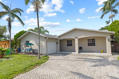 10975 NW 27th Place, Sunrise FL - photo 6 of 38