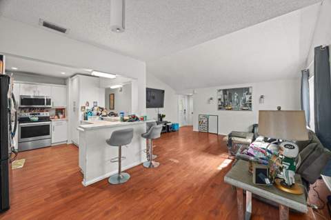 10975 NW 27th Place, Sunrise FL - photo 10 of 38