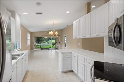 996 SW Balmoral Trace, Stuart FL - photo 22 of 42