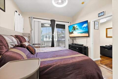 3175 Laurel Ridge Circle, Riviera Beach FL - photo 14 of 36