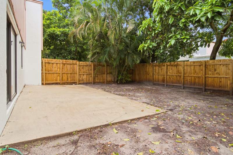 2 bedroom Townhouse at 581 NW 47th Avenue, Pine Trail Sec 2, Delray Beach — photo 5