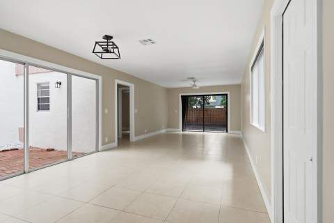 581 NW 47th Avenue, Delray Beach FL - photo 9 of 34