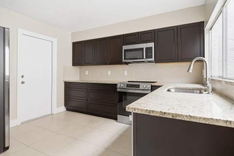 581 NW 47th Avenue, Delray Beach FL - photo 16 of 34