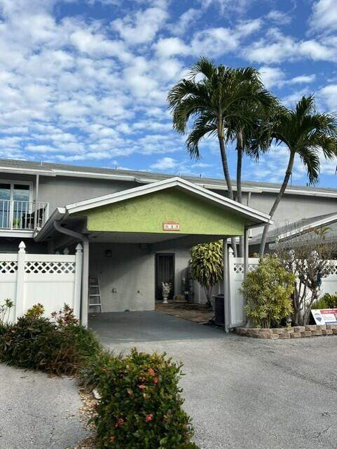 2 bedroom Townhouse at 643 Kensington Place #643, Townhouse Villas Of Wm, Wilton Manors — photo 2