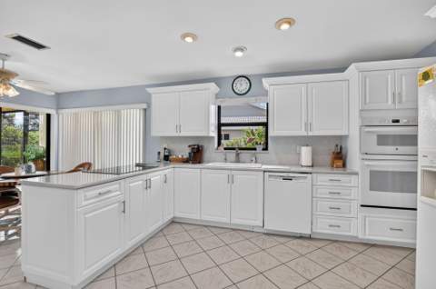 5680 NW 3rd Terrace, Boca Raton FL - photo 13 of 64