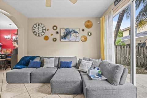 17064 SW 33rd Court, Miramar FL - photo 10 of 25