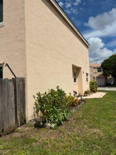 3 bedroom Single Family Residence at 3305 Apache Lane, Coral Bay Replat Section One, Margate — photo 5