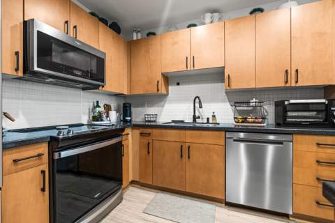 300 S Australian Avenue #Unit 425, West Palm Beach FL - photo 15 of 78