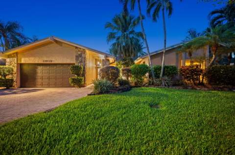 11713 Spinnaker Way, Cooper City FL - photo 7 of 60