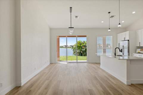 5903 Nicole Lane, Fort Pierce FL - photo 9 of 36