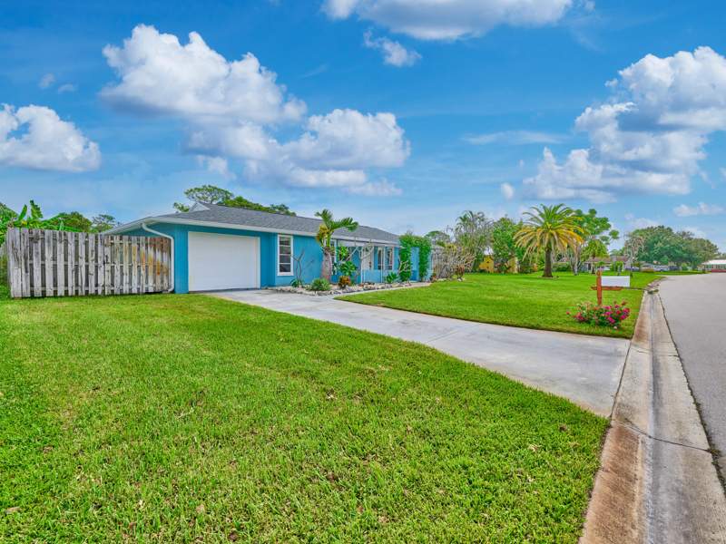 2 bedroom Single Family Residence at 1341 SE Mohave Street, South Port St Lucie Unit 16, Port St. Lucie — photo 4