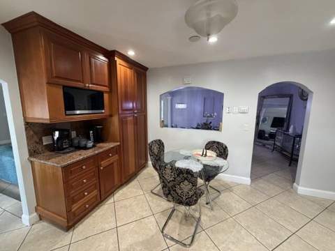4318 Taylor Street, Hollywood FL - photo 18 of 49